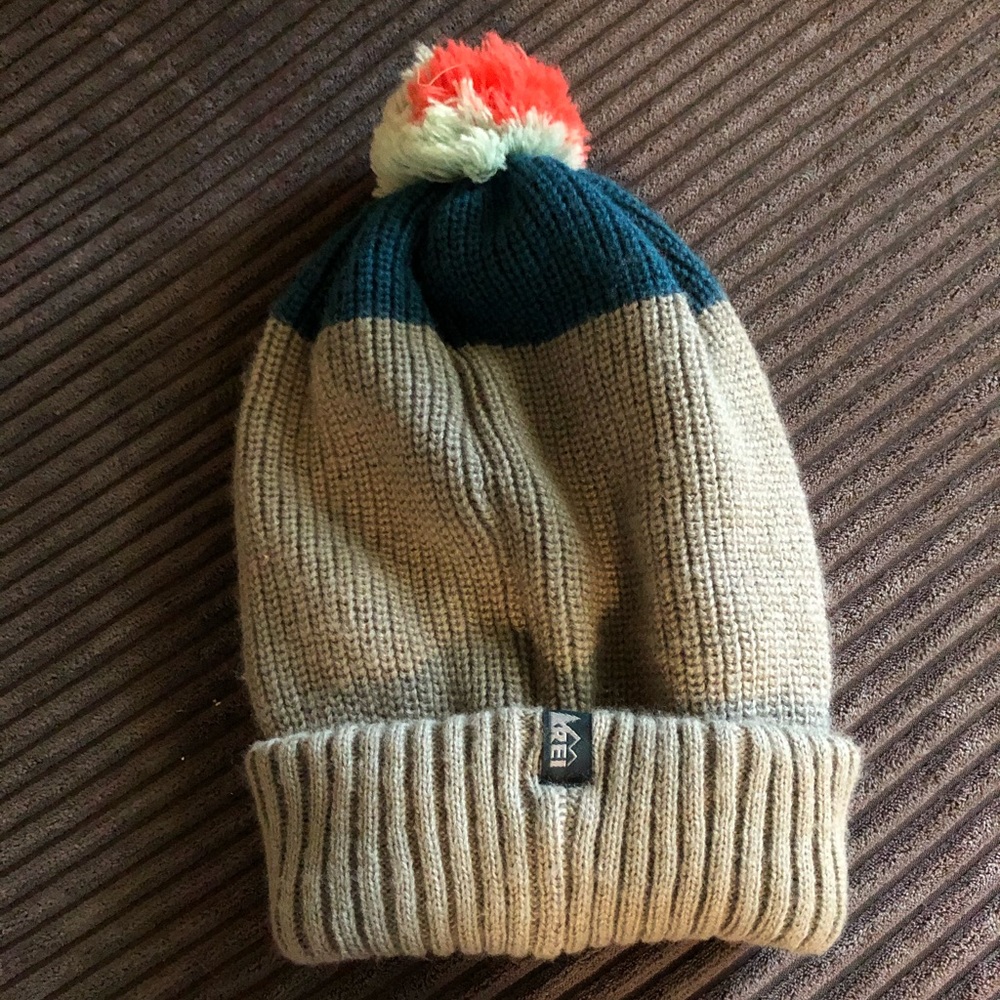REI Hat
